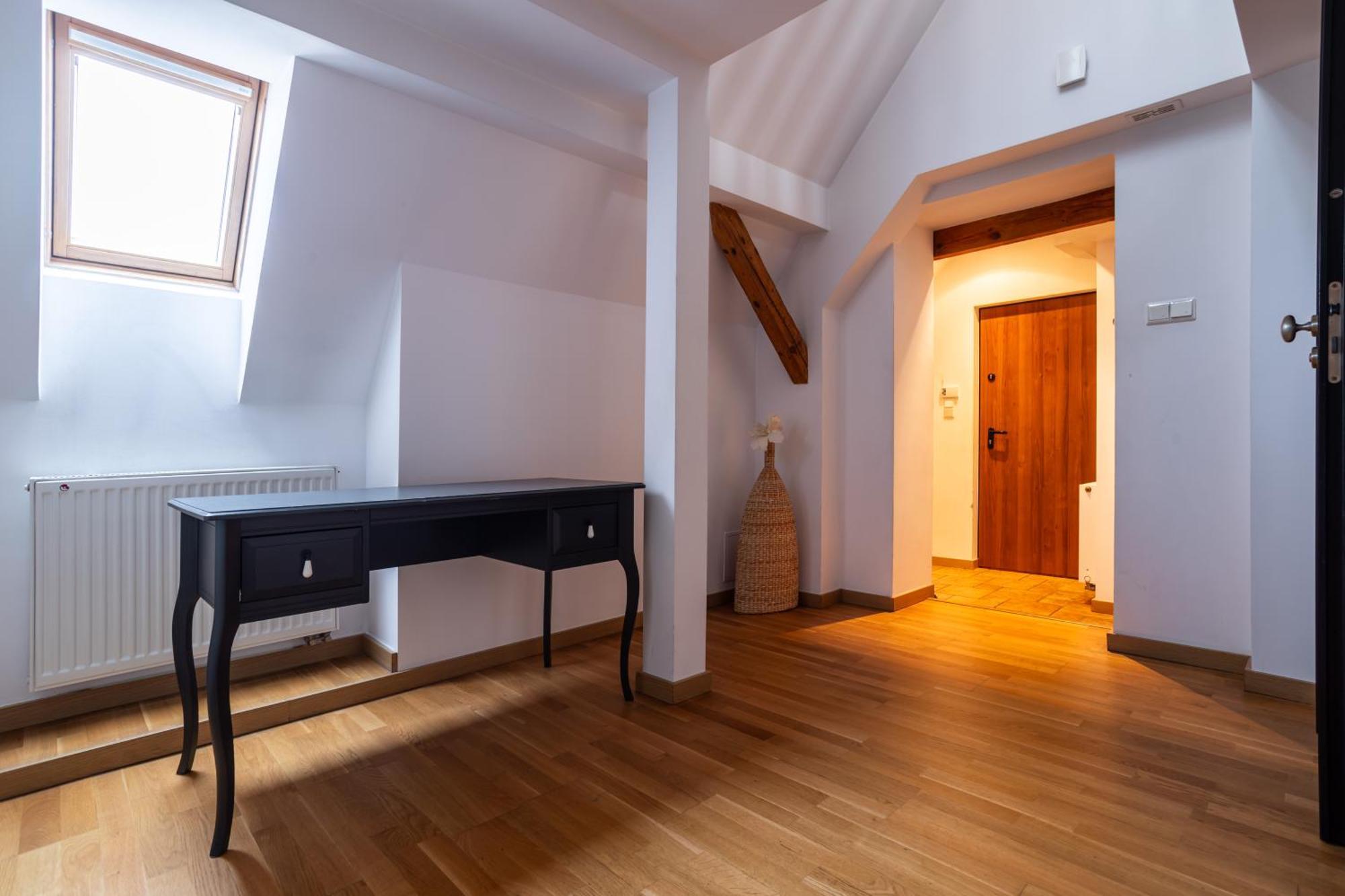 Victus Apartamenty, Royal